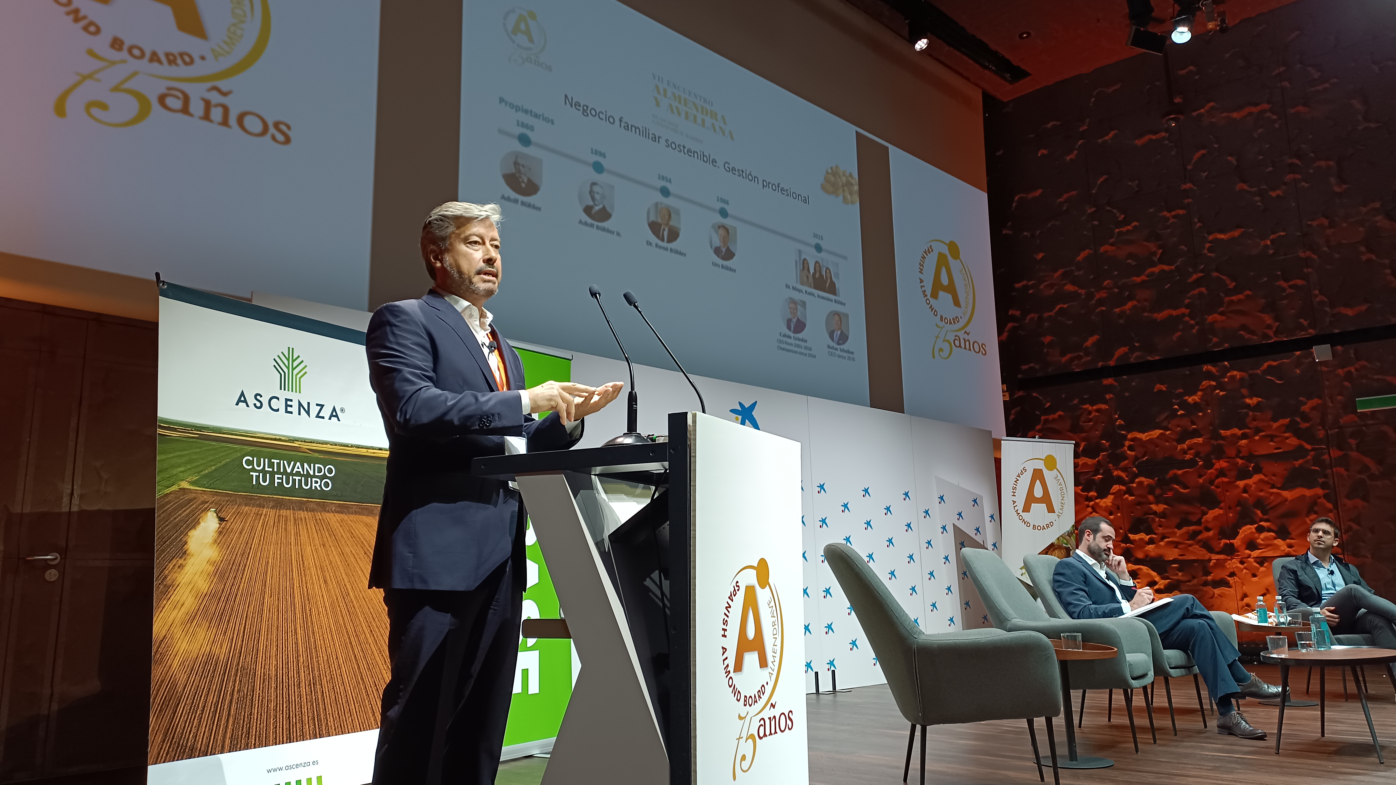 Alfredo Avendaño, responsable de Bühler Sortex Iberia, durante su exposición.